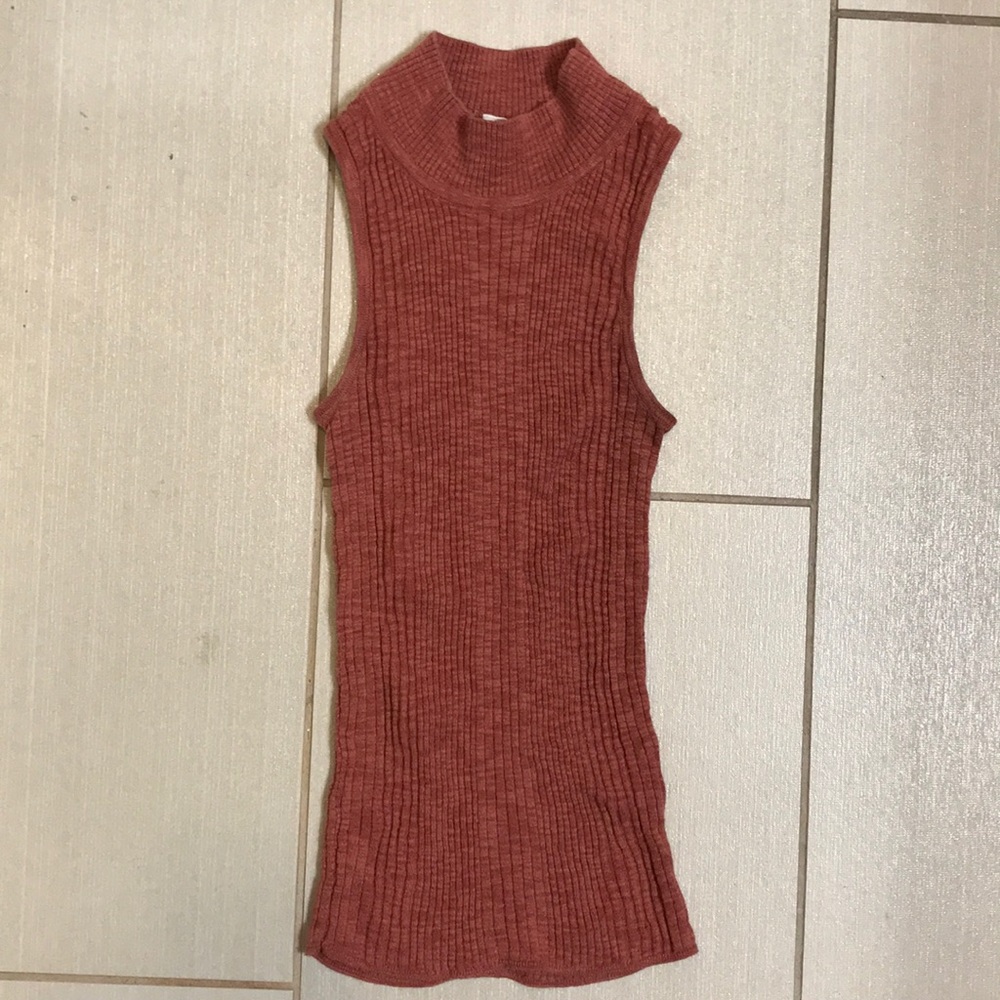 Sun & Shadow Ribbed Turtleneck